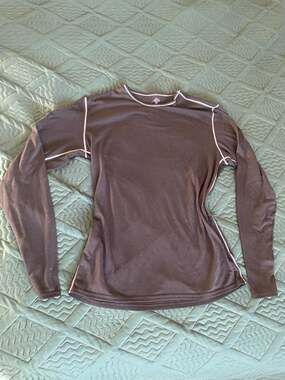 Vintage Y2K Hot Chillys Black Long Sleeve